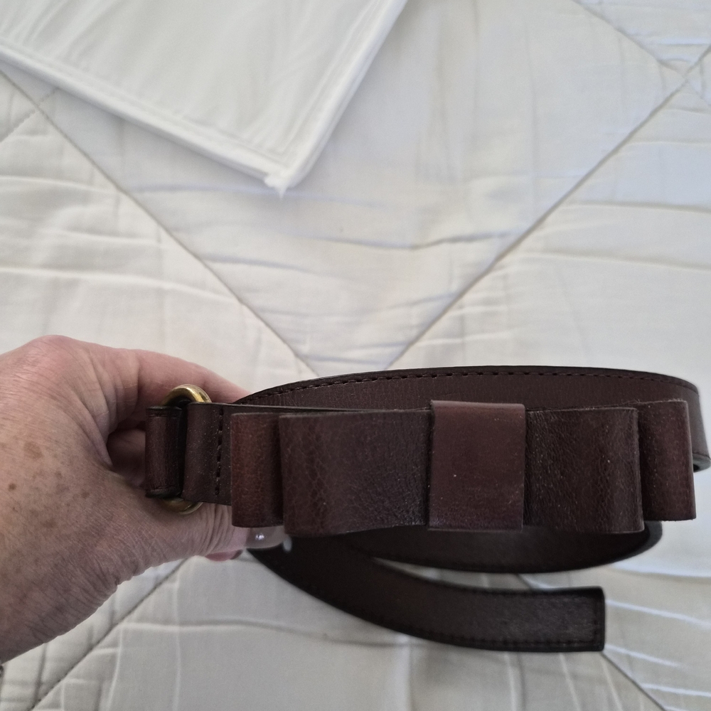 LOFT Burgundy Leather Belt with Bow Accent Sz L